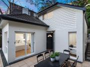 Tranquil freestanding home of blissful convenience