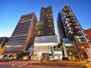 Tranquil Luxury Meets Inner City Lifestyle!