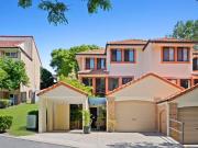 Tranquil Townhouse Living Surrounded by Nature