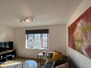Transom Square, London, 1 Bedroom Flat