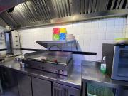 Traspaso restaurante c3 esquinero Poblenou