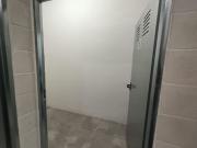 TRASTEROS JUNTO A LA PLAZA DEL MENTIDERO