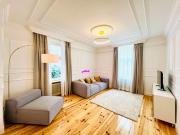 Traum Altbauwohnung am Stadtgarten / Belgisches Viertel