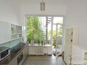 Traumhaft großzügige Altbauwohnung