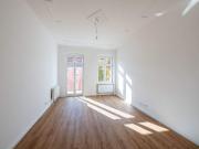 Traumhaft schön: Sanierte 2 Zimmer Wohnung mit Balkon am...