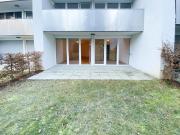 Traumhafte 2 Zimmer Wohnung mit Terrasse u. Garten in...