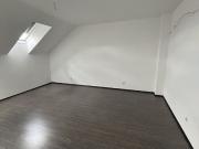 Traumhafte 2,5 Zimmer Dachgeschosswohnung in Zentrumnähe Traumhafte 2,5 Zimmer Dachgeschosswohnung in Zentrumnähe