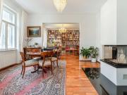 TRAUMHAFTE 4 ZIMMER ALTBAU WOHNUNG MIT KAMIN