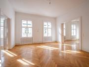 traumhafte 5 Zimmer Altbauwohnung nahe Albertina