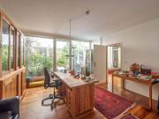 Traumhafte 6 Zimmer Wohnung / Büro mit grünem Innenhof...