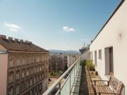 Traumhafte Dachgeschosswohnung mit Terrasse