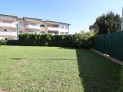 Traumhafte, neuwertige 3 Zi Gartenwohnung mit 400m²...