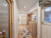 Traumhafte, vollrenovierte 3 Zimmer Wohnung mit Loggia...