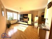 Traumhafte, vollsanierte 3 Zimmer Wohnung mit Garage in...