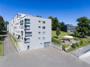 Traumhafte Wohnung mit grossem Sitzplatz