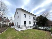 TRAUMHAFTER ERSTBEZUG MEHRFAMILIENHAUS IM GRÜNEN!