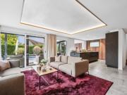 Traumhaftes Einfamilienhaus in Jonen mit Swimmingpool...