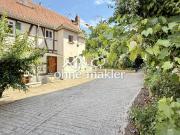 Traumhaftes Fachwerkhaus mit großem Grundstück und Terrasse