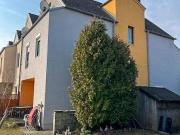 Traumhaftes Familienhaus / Eckreihenhaus mit großem Pool...