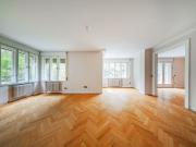 Traumhaftes Grundstück mit Einfamilienhaus in...