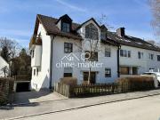 Exklusive Dachgeschosswohnung in Alleinlage – 2 Balkone...