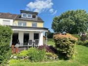 Traumhaus mit großem Garten im beliebten Sonnenhügel