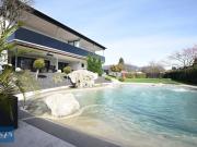 Traumhaus mit Naturpoolanlage in Hard am Bodensee zu... Traumhaus mit Naturpoolanlage in Hard am Bodensee zu...