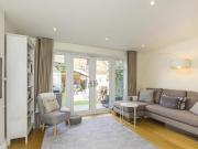 Travers House, Greenwich, 2 Bedroom Maisonette