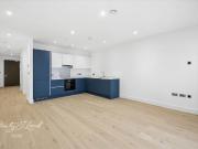 Trego Wharf, LONDON 1 bed apartment to rent £2,000 pcm...