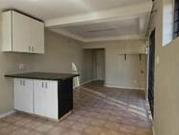 Trendy 1 Bed Garden Cottage in Athlone, Cape Town