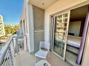 Trendy 1 Bed Studio apartment in Rosebank