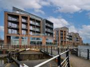 Trent Bridge View, Nottingham NG2, 2 bed flat to rent,...
