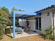 TRES AGREABLE VILLA A QUELQUES MINUTES DU COEUR DE VILLE