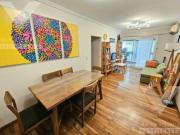 Tres ambientes con balcón terraza, quincho y cochera