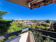 sous compromis * beau 4 pièces au dernier étage,garage...