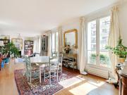 Très beau duplex à vendre Métro Convention PARIS 15ème