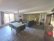 Très bel appartement vendu Meublé, situé entre la Plage...