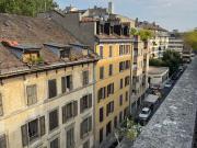 Très bel attique en duplex avec 2 terrasses au centre...
