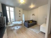 Très bel F2 rénové à meublé à NEUF à louer place Hôtel...