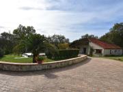 Très belle grange rénovée, piscine et maison d'amis...