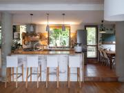 TRES BELLE MAISON AVEC 6 CHAMBRES