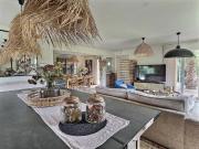 Très belle maison contemporaine avec piscine