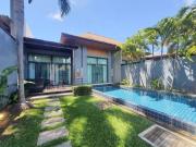 Très belle villa avec piscine privée Très belle villa avec piscine privée