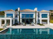 Très belle villa de luxe moderne située à Marbella