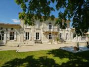 TRÈS BELLE VUE DOMINANTE SUR LA CAMPAGNE ET LE VIGNOBLE
