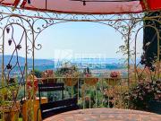 TRES BELLE VUE MER POUR CETTE JOLIE VILLA