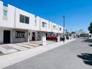 Tres Cantos VENTA. Casa con 3 recámaras y amenidades