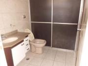 TRES CASAS NO MESMO TERRENO COM DOIS DORMITORIOS CADA