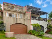 TRI LEVEL DUPLEX TOWN HOME