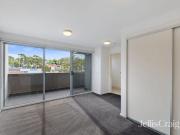 Tri level home with 2 beds, 2 bath next to Shops, Cafes,...